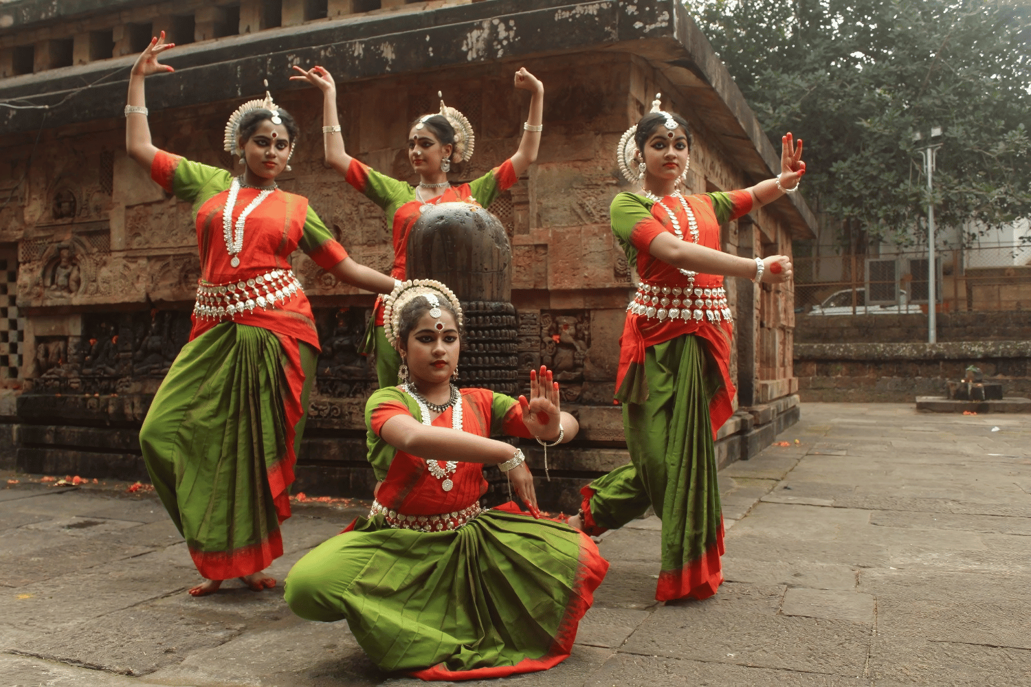 Odissi group performance